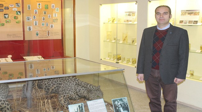 2022/01/1643303998_ege_Universitesi_tabiat_tarihi_muzesi-_ziyaretcilerini_doga_tarihinin_buyulu_dunyasi_ile_bulusturuyor_-5.jpg