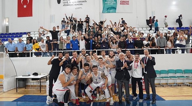 Ege'nin 12 dev adamı ligin ilk maçında galip geldi 