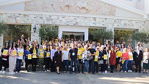 Foça'da Türk Lions Vakfı'ndan 100 Öğretmene Geleceğin Öğrenme Programı 