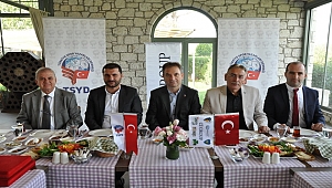 İzmir'de voleybol şöleni    