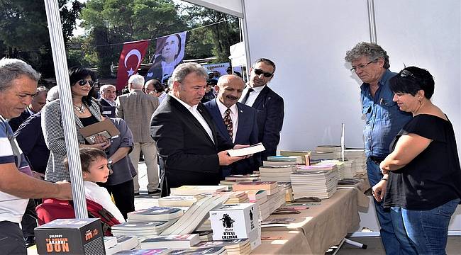 Bornova Kitap günleri yoğun ilgi gördü 