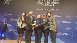 Ege-Teknopark ilk ödülünü Bakan Varank'tan aldı  