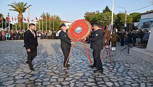 Foça'da Atatürk'e saygı ve özlem 