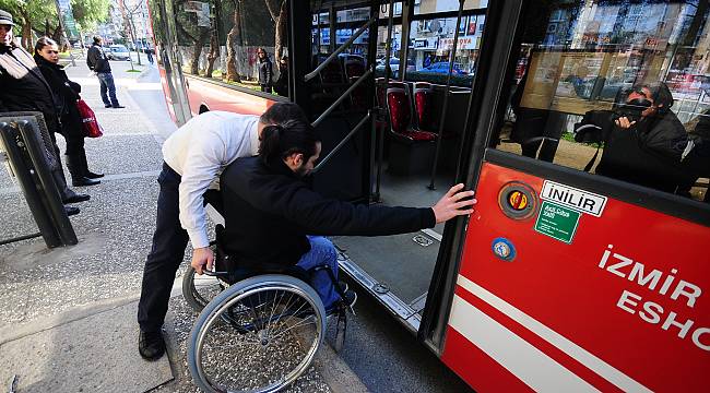 İzmir'de engellilerin otobüs seyahati kolaylaşacak 