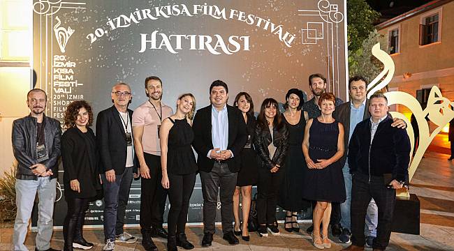 İzmir'in gurur festivalinde 20'inci yıl coşkusu