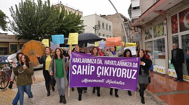 Menemen "Kadına Şiddette Hayır" dedi 