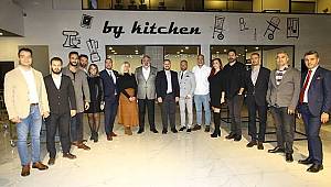 Sanayiciler, zorluklara rağmen üretimden vazgeçmiyor 