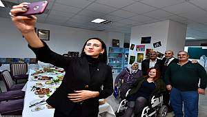 Tunç Soyer'den engelleri kaldıran ziyaret 