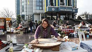 Buca'da "aracısız" halk pazarı 