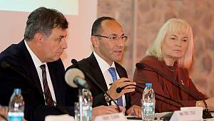 Burak Oğuz, Küresel Isınma Kurultayı'nda konuştu  