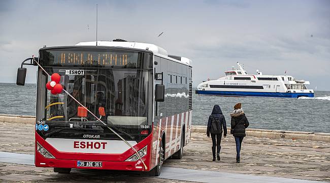İzmir'e yerli üretim 15 yeni otobüs 