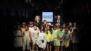 İzmir Fashion Week Alsancak Garı'nda başladı 