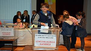İzmir yeni çocuk yöneticilerini seçti  
