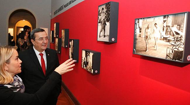 Batur: Konak'ı eşsiz tarihiyle öne çıkaracağız 