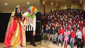 Bayraklı'da çocuklara sömestr eğlencesi 