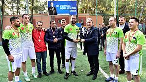 Bornova Belediyesi'nden birimler arası futbol turnuvası 