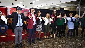 CHP Bayraklı'da dayanışma gecesi 