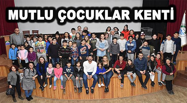 Foça Belediye Başkanı Fatih Gürbüz, başkanlık makamını çocuklarla paylaşacak…  