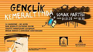 Gençler için Kemeraltı'nda sokak partisi 