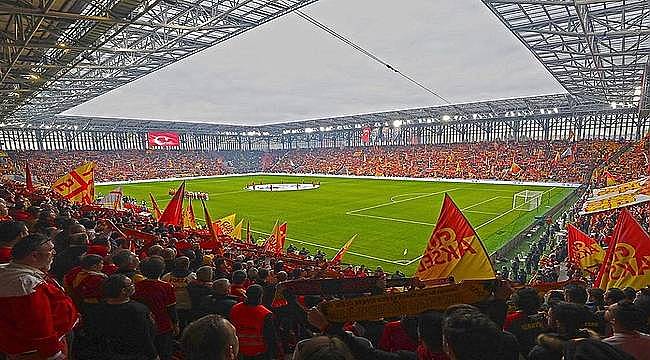 Gürsel Aksel Stadyumu Göztepe'nin yeni yuvası 