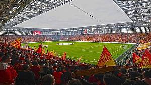 Gürsel Aksel Stadyumu Göztepe'nin yeni yuvası 