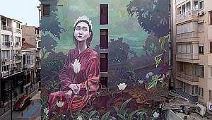 İzmir duvar resimleriyle de fark yaratıyor  