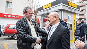 Tunç Soyer seyyar makam aracıyla Karabağlar'daydı 