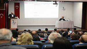 Bayraklı'da yerel yönetim ve eğitim politikaları tartışıldı 