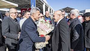 Bergamalı 137 muhtara Büyükşehir'in projeleri anlatıldı 