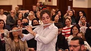 Çocuk Senfoni Huzurevi'nde! 