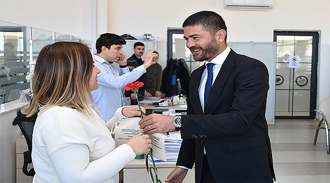 Başkan Fatih Gürbüz, Emekçi Kadınlar Günü'nü Kutladı 