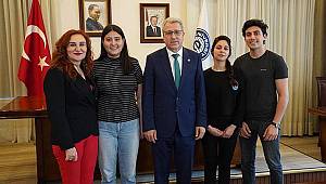 Egeli İletişimciler "Gelecek 100 Yılın Habercileri" arasına girdi 