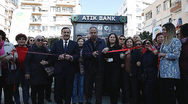 Konak'ta Atık Banklar hizmete girdi 