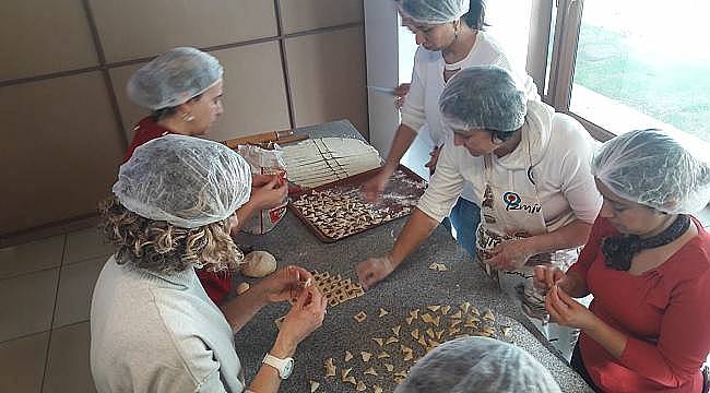 Menemen Kadın Dayanışma Atölyeleri üretime başlıyor 