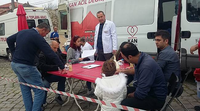 Türk Kızılayı'na Foça'dan 114 ünite kan ve 34 ünite kök hüce bağışı 