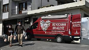 İzmir'de ihtiyaç sahiplerine çorba ve ekmek
