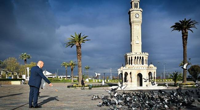 Sokakta yaşayan canlar da unutulmadı 