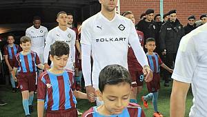 Altay'da Cenk Özkacar'a resmi teklifler var
