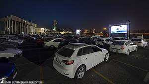 Arabalı sinema İzmirliye moral oldu