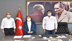 Başkan Gürbüz, İzmir Milletvekili Mahir Polat'ı ağırladı
