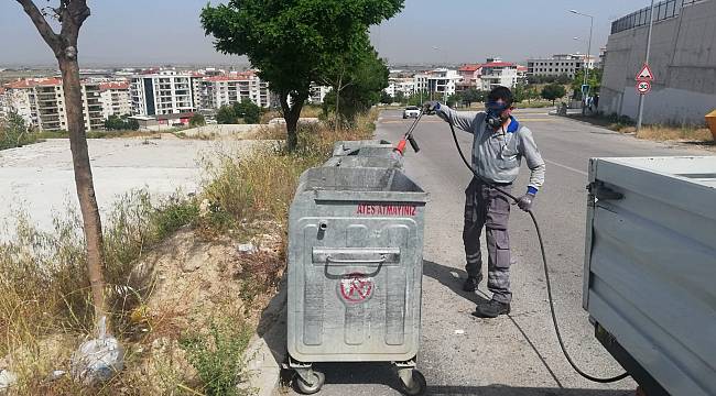 Büyükşehir 190 bin noktada ilaçlamayı sürdürüyor 