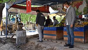 Foça Belediyesi fen işleri çalışmaları sürüyor
