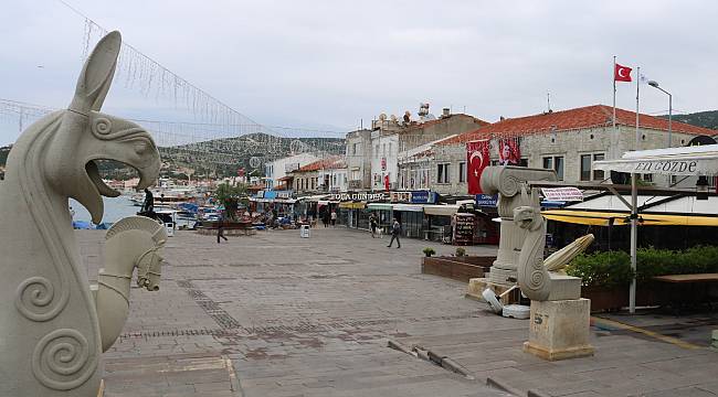 Foçalılar yeni koronavirüs yasaklarından memnun 