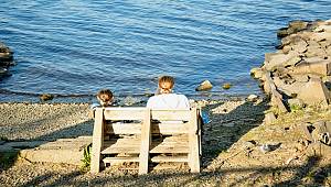 Otel Yerine Yazlık, Havuz Yerine Deniz