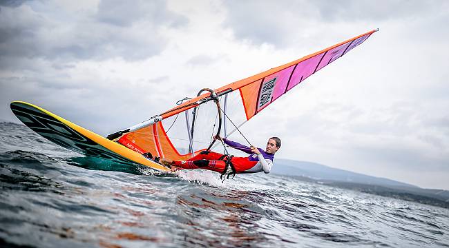 Yeni normalin 'en güzel' sporu: Windsurf  