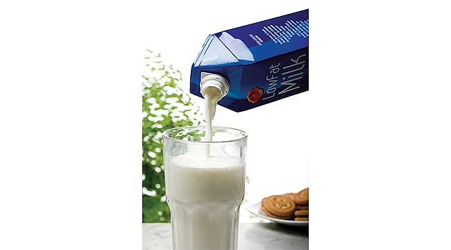 Yüksek kaliteli protein için her gün iki bardak süt! 
