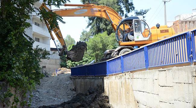 Çitlembik Deresi'nde taşkınlara karşı önlem alınıyor 