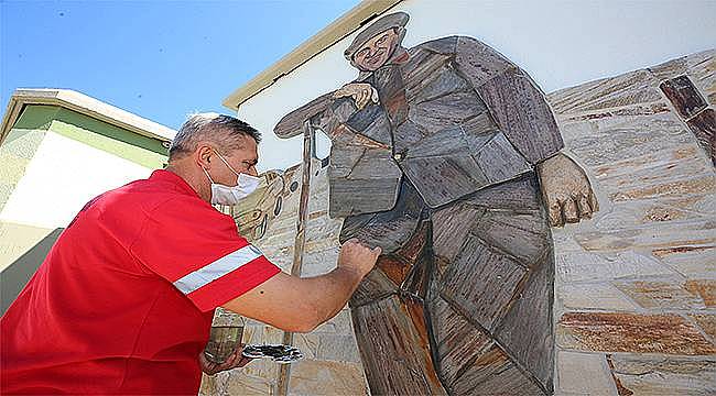 Çöpçüler Kralı Gaziemir'de ölümsüzleşti 