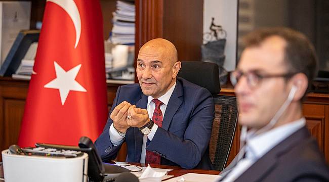 Dünyadan katılan tek belediye başkanı Tunç Soyer oldu 