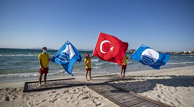 Ilıca Halk Plajı Mavi Bayrak ile taçlandı 
